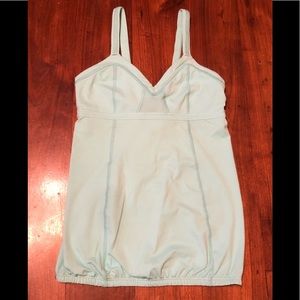 Women’s lululemon top size 6